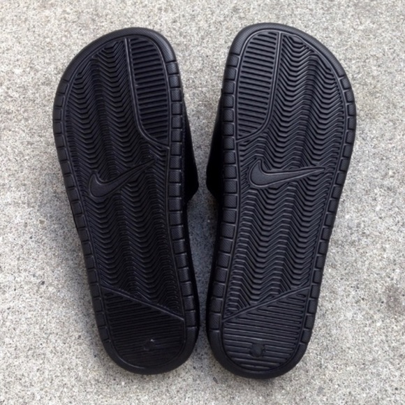 WMNS NIKE BENASSI SLIDES JDI JUST
DO IT BLACKS PINKS - Picture 3 of 6